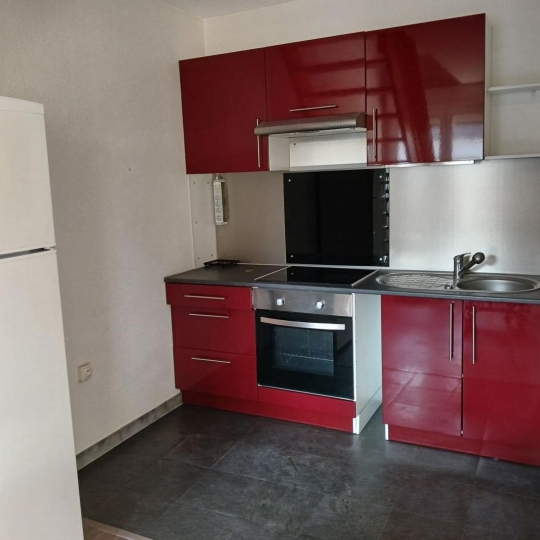  Annonces STROYES : Appartement | TROYES (10000) | 46 m2 | 580 € 