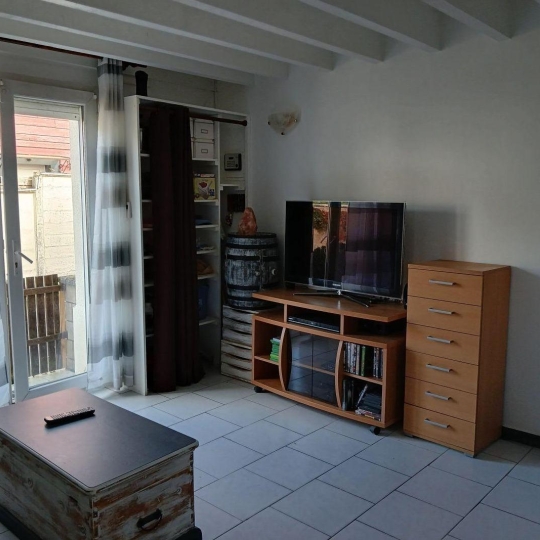  Annonces STROYES : Maison / Villa | SAINT-ANDRE-LES-VERGERS (10120) | 49 m2 | 795 € 