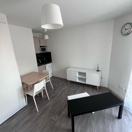  Annonces STROYES : Appartement | TROYES (10000) | 23 m2 | 488 € 