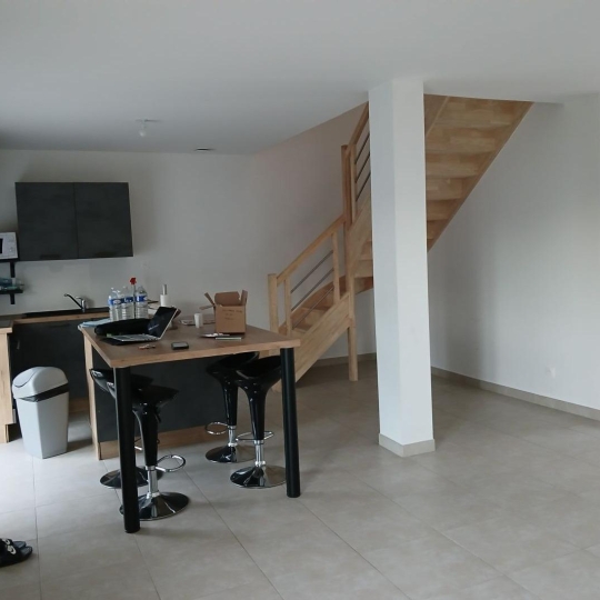  Annonces STROYES : Maison / Villa | SAINT-LYE (10180) | 70 m2 | 950 € 