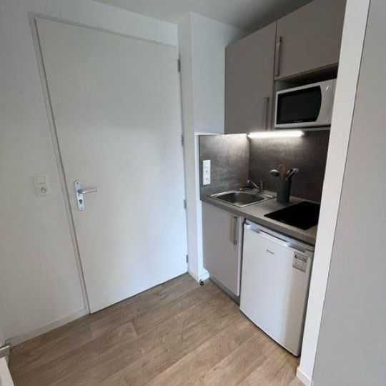  Annonces STROYES : Appartement | SAINT-ANDRE-LES-VERGERS (10120) | 23 m2 | 74 000 € 