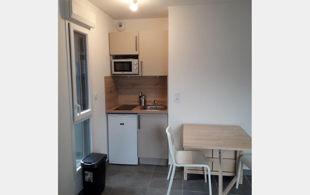 Annonces STROYES : Appartement | TROYES (10000) | 21 m2 | 281 € 