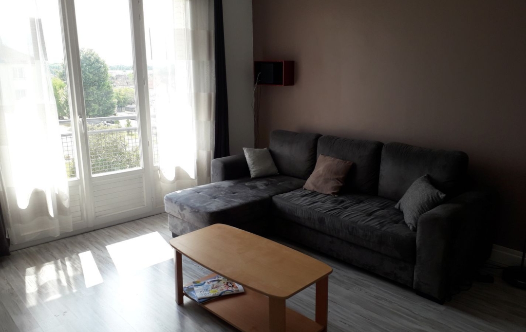 Annonces STROYES : Appartement | SAINT-ANDRE-LES-VERGERS (10120) | 56 m2 | 635 € 