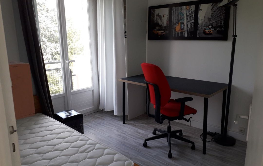 Annonces STROYES : Appartement | SAINT-ANDRE-LES-VERGERS (10120) | 56 m2 | 635 € 