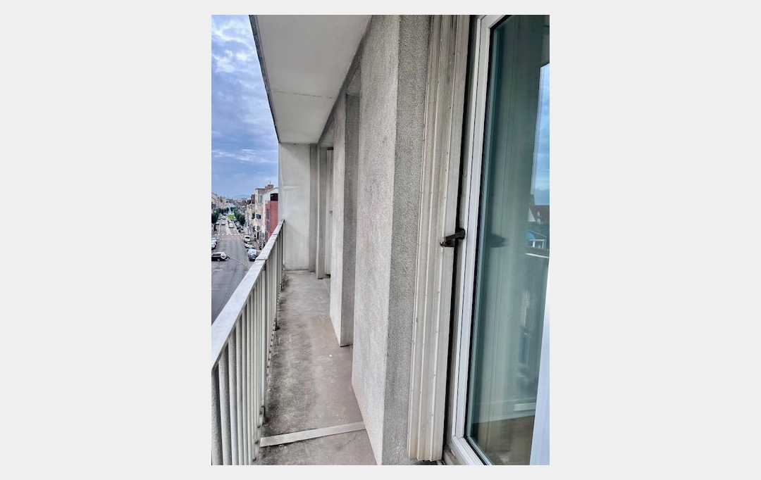 Annonces STROYES : Appartement | TROYES (10000) | 45 m2 | 630 € 