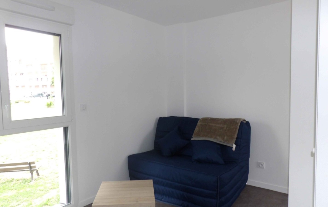 Annonces STROYES : Appartement | TROYES (10000) | 21 m2 | 420 € 