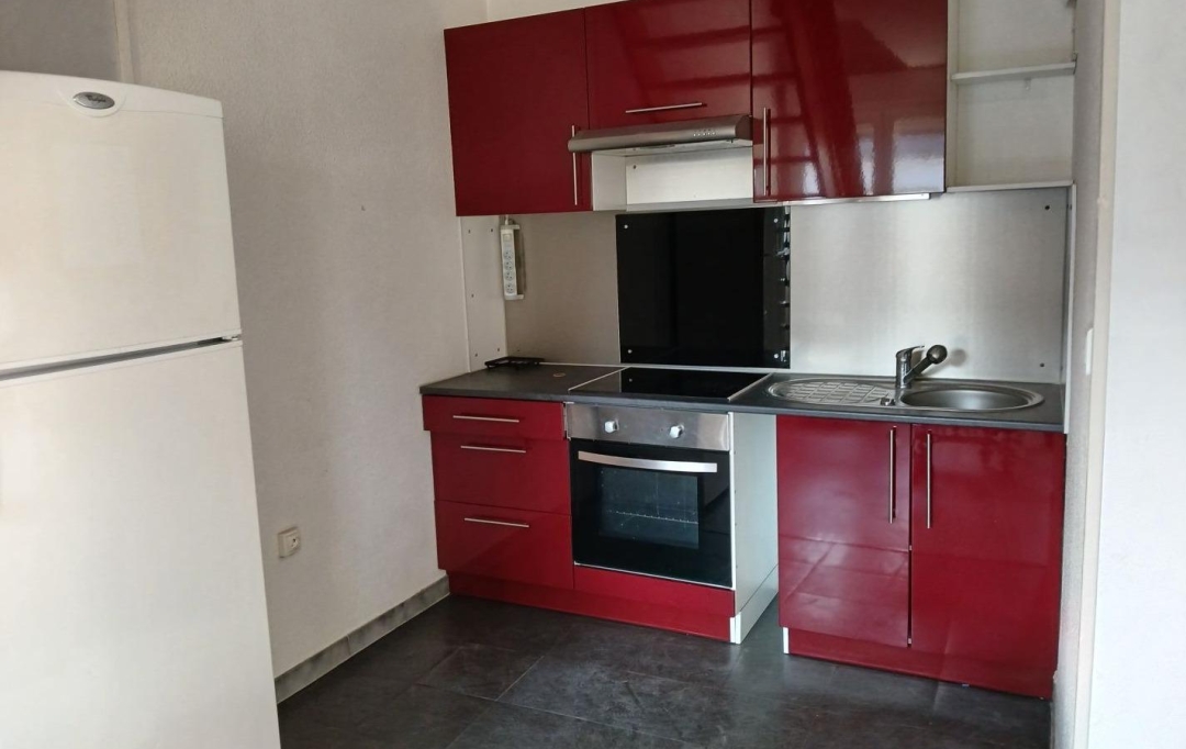 Annonces STROYES : Appartement | TROYES (10000) | 46 m2 | 580 € 