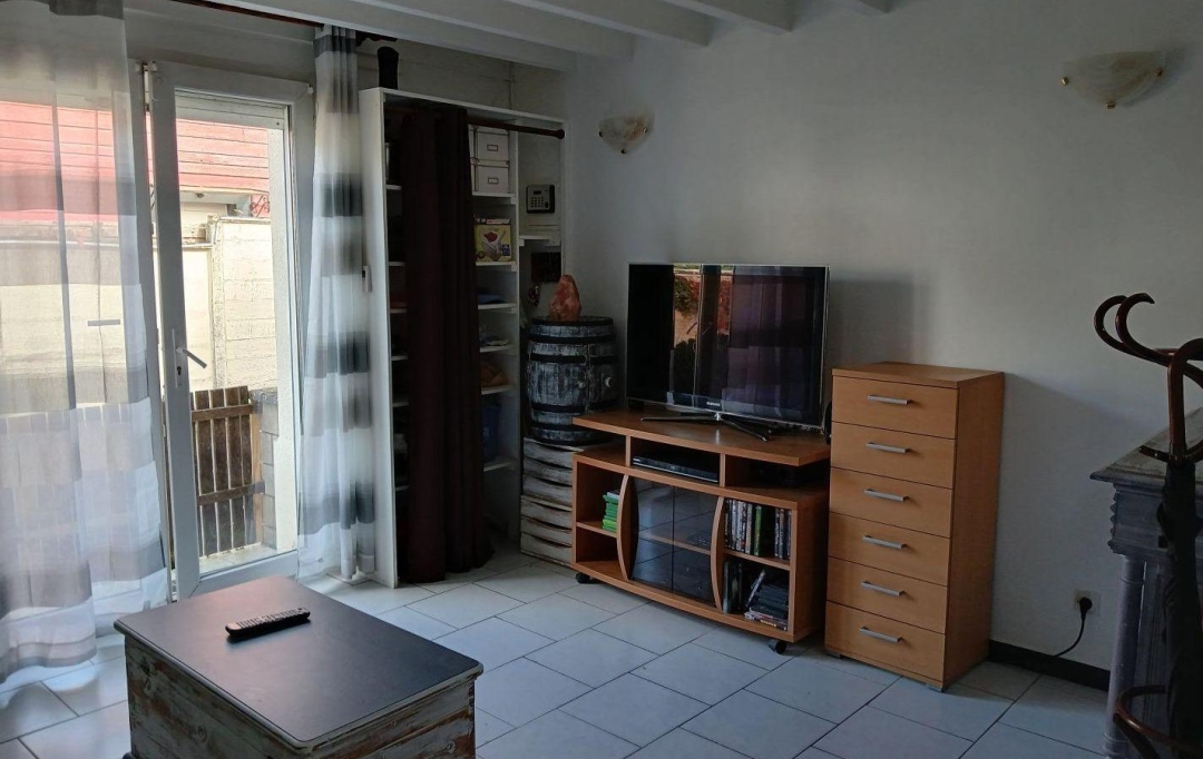 Annonces STROYES : Maison / Villa | SAINT-ANDRE-LES-VERGERS (10120) | 49 m2 | 795 € 