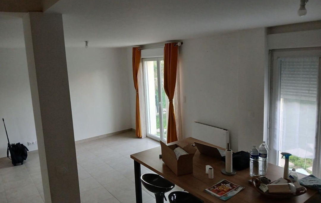 Annonces STROYES : Maison / Villa | SAINT-LYE (10180) | 70 m2 | 950 € 