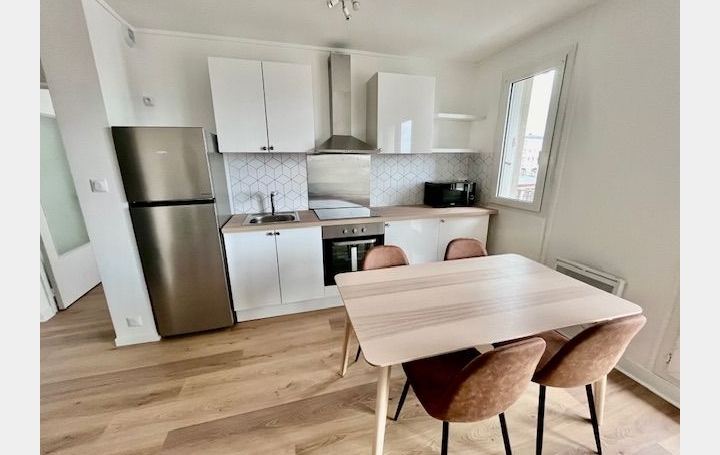  Annonces STROYES Appartement | TROYES (10000) | 45 m2 | 630 € 